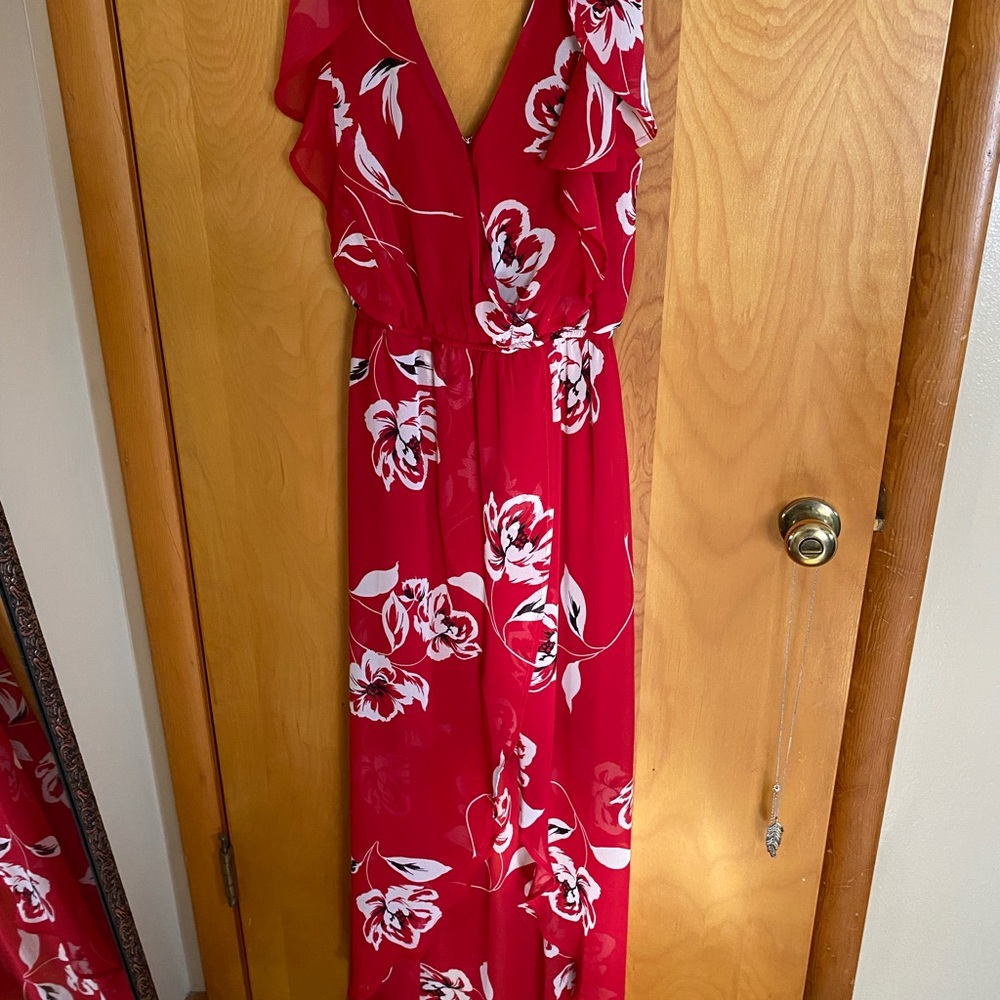 Maurices red floral sleeveless dress